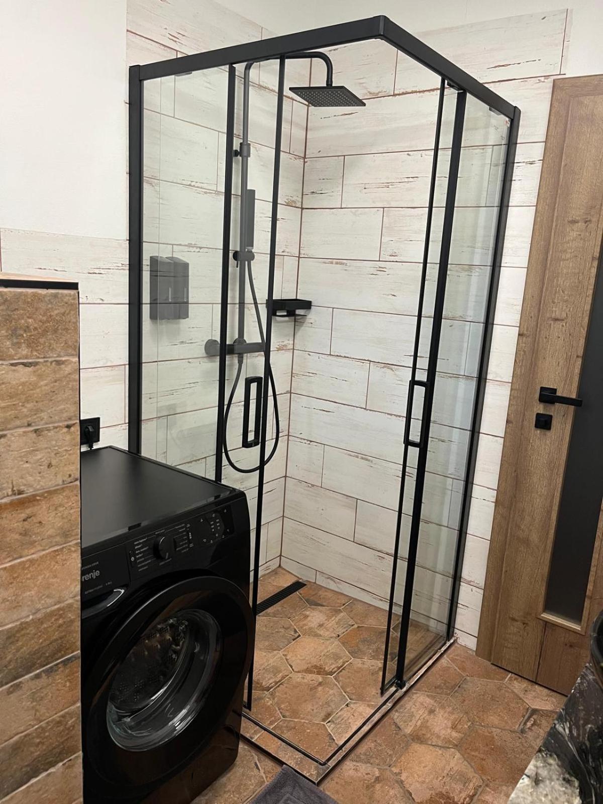 Iq Apartments Presov Luaran gambar