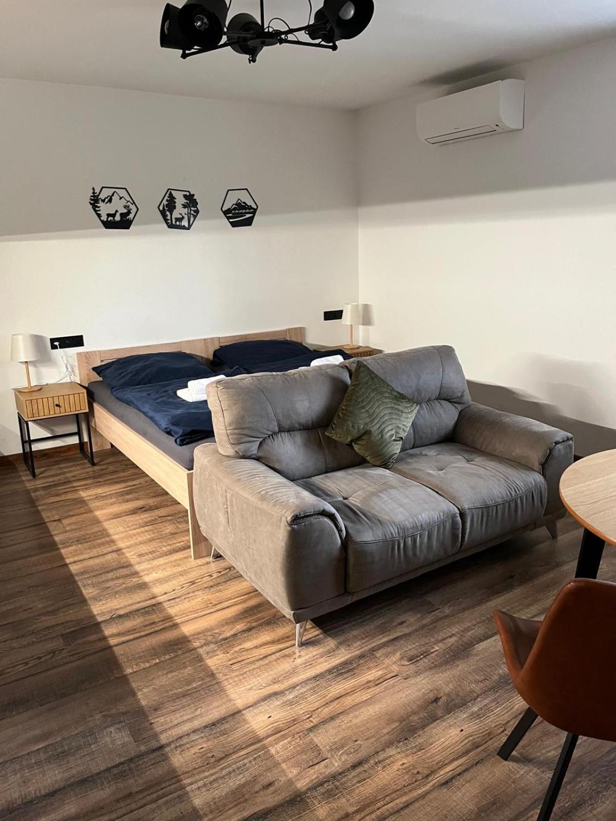Iq Apartments Presov Luaran gambar
