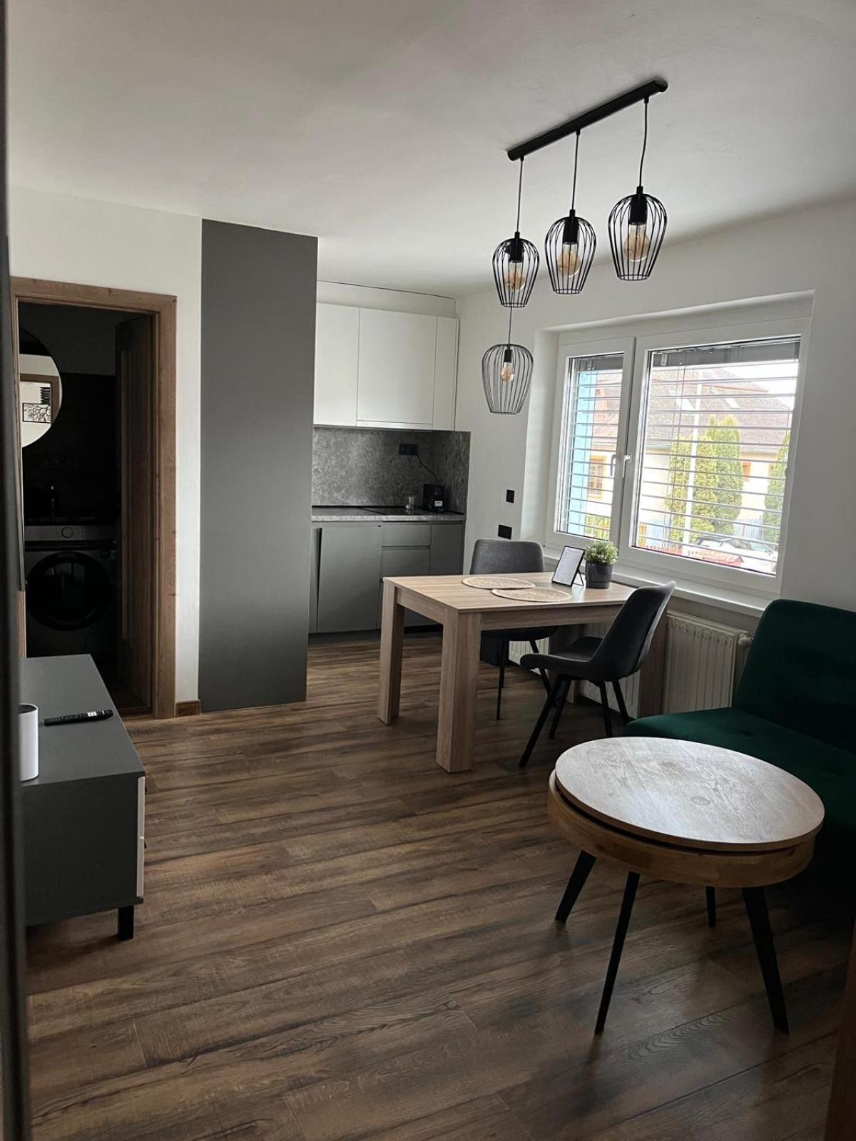 Iq Apartments Presov Luaran gambar